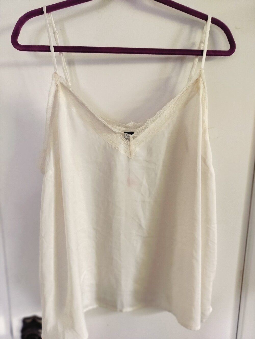 NWT Old Navy Cream Lace Trim Satin Camisole Top XXL - Ivory Slip Cami V-Neck